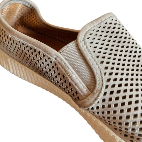 Frye Camille Gray Perforated Suede Slip-On Shoes Size 11 - Picture 12 of 15